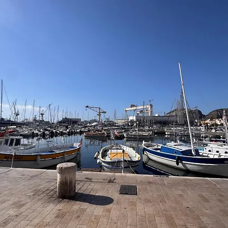 Port&calanques - Votre Escale à La Ciotat